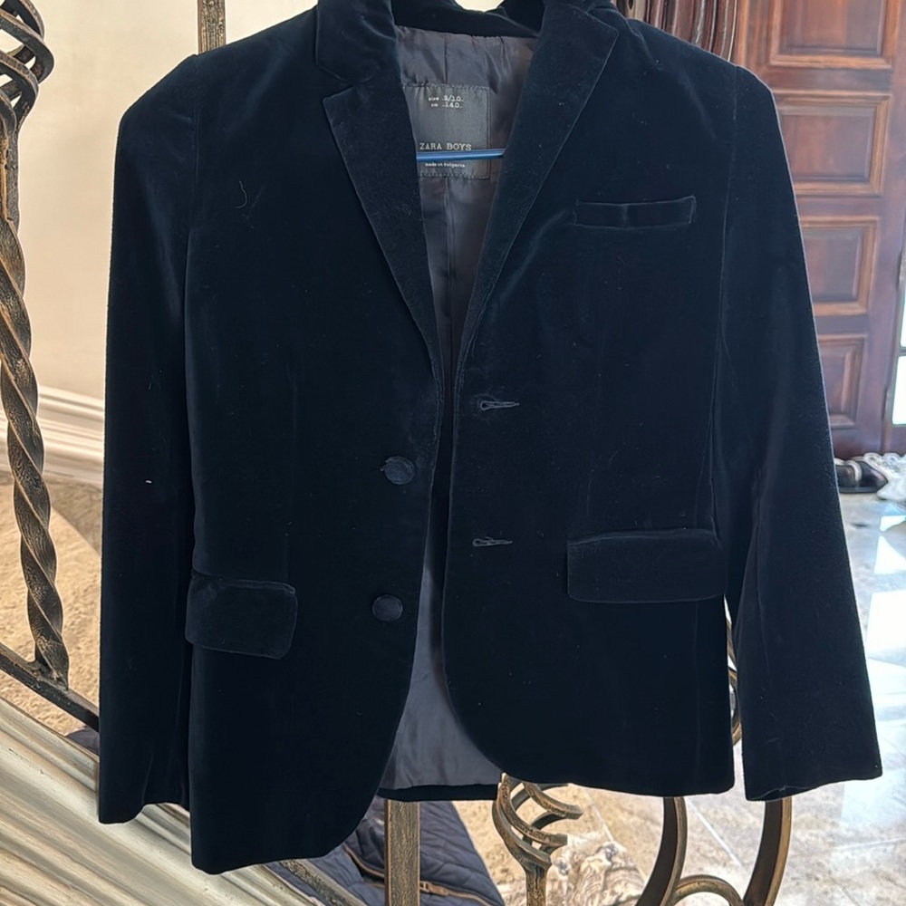 Work 1 Zara boys velvet blazer